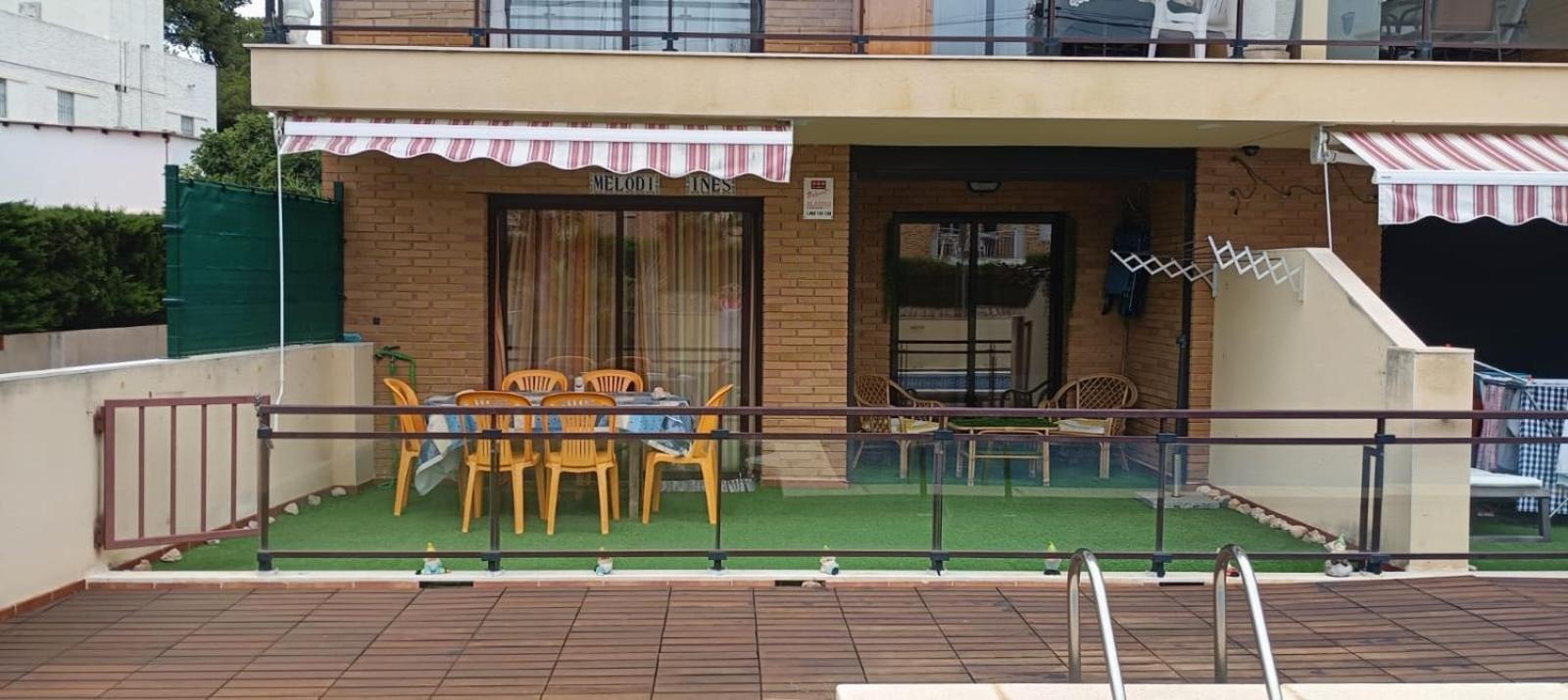 Apartamento Con Terraza Y Acceso Directo A La Piscina Y A 50 M De La Playa ميامي بلاتجا المظهر الخارجي الصورة